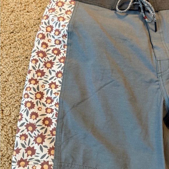 Katin Gray and Brown Board Shorts Quick-Dry Swimwear - Picture 7 of 8
